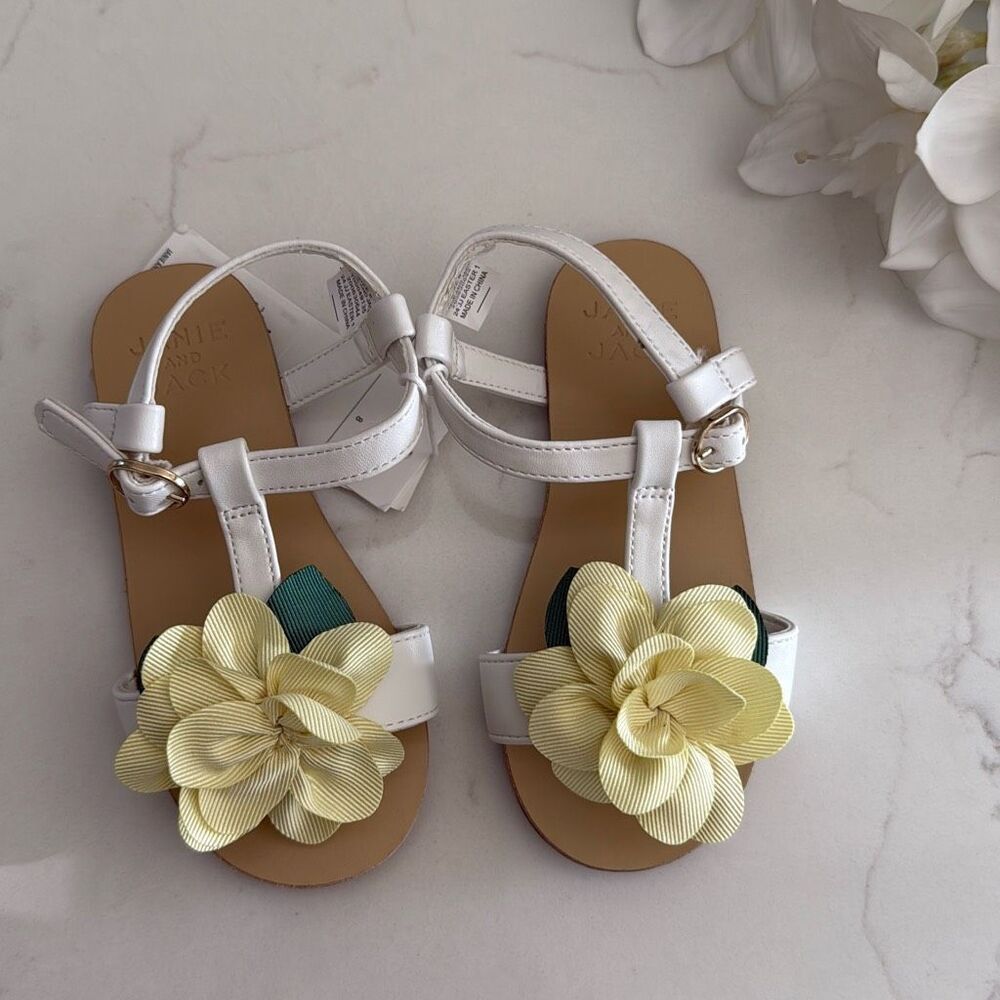 Janie and Jack Flower Sandal in Sunny Yellow Size 8 - Picture 2 of 6